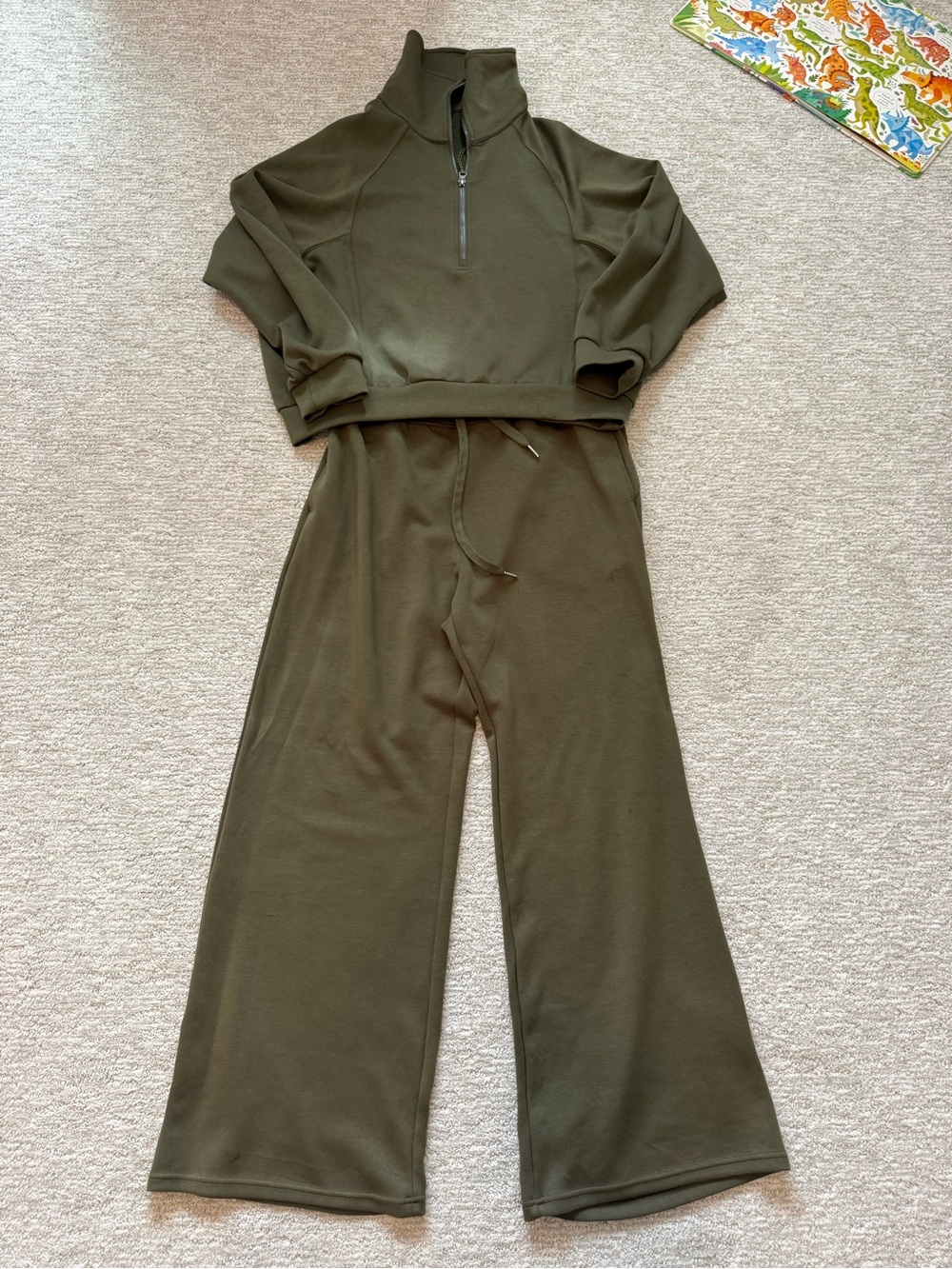 Suuksess Wide-Leg Sweatpants and quarter Zip Set